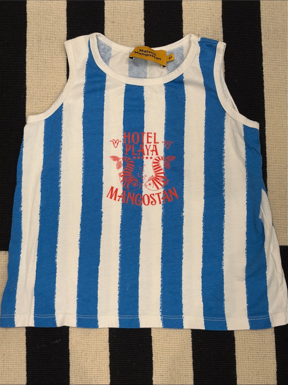 Maison Mangostan tank